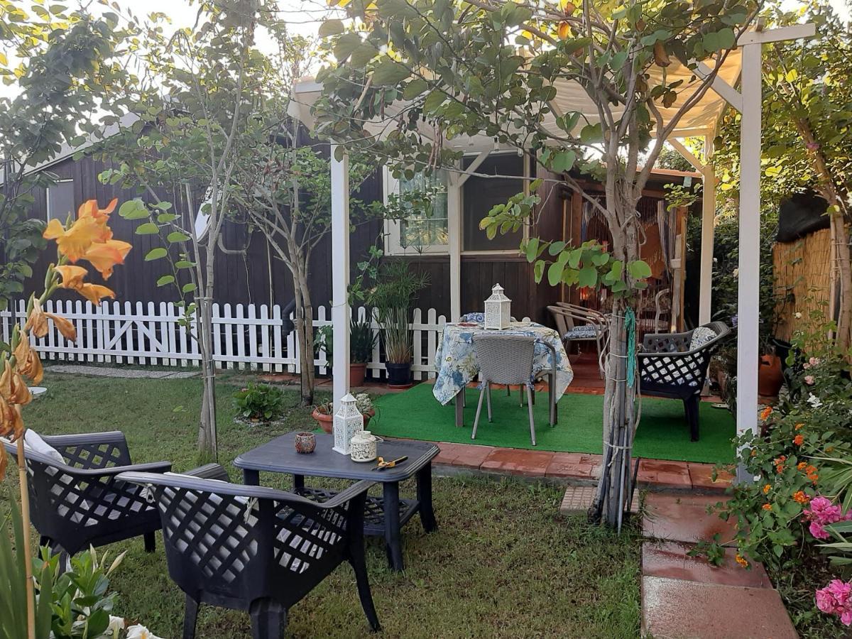 Bed and Breakfast Tom E Jerry Domus De Maria Exterior foto